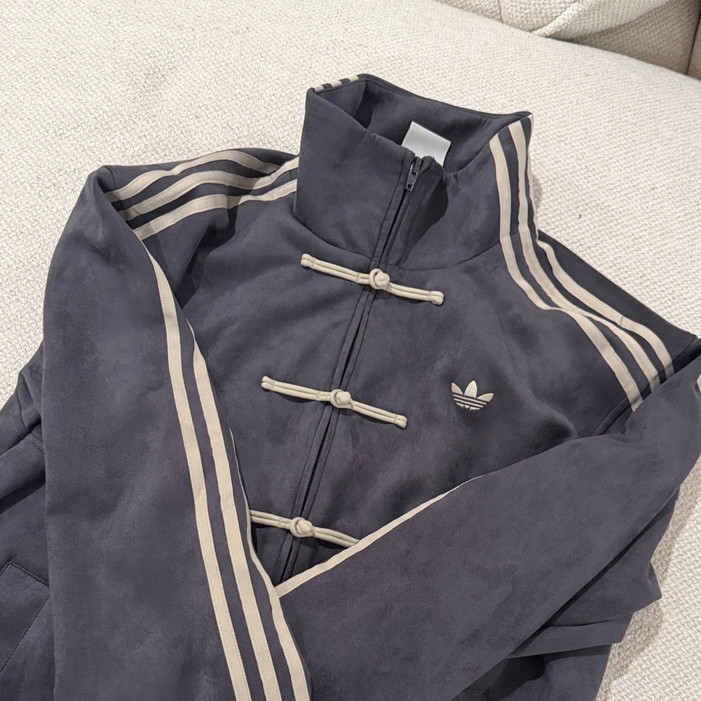 (SOLD) Adidas Tang Jacket - Navy Sz: Small - Picture 1 of 9